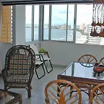 Apartamentos Frente Al Mar En El Laguito